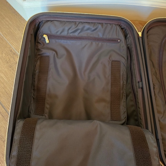 Louis Vuitton  Zephyr 55 Suitcase - Picture 8 of 16